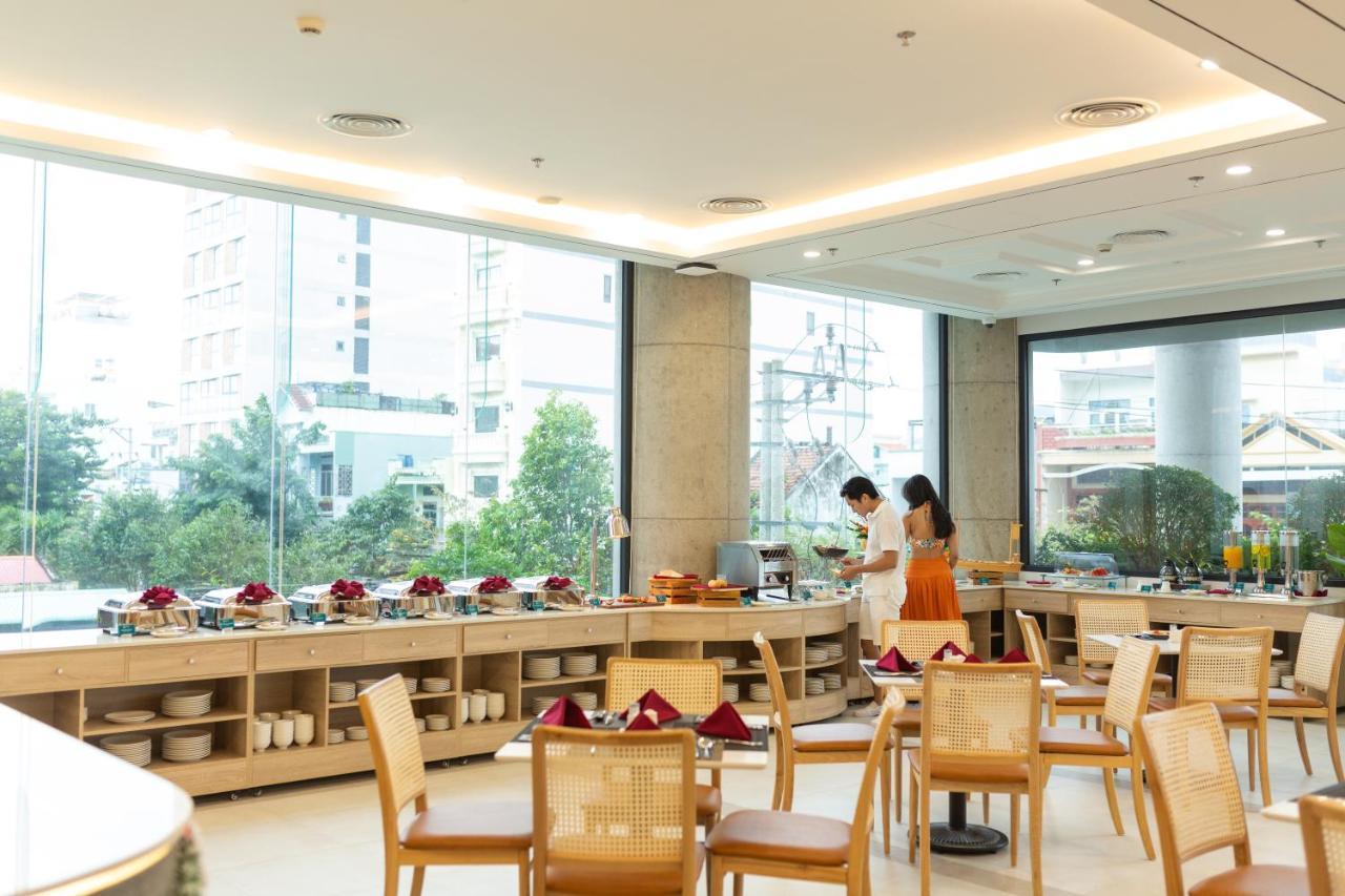 Odin Hotel Quy Nhon Bagian luar foto